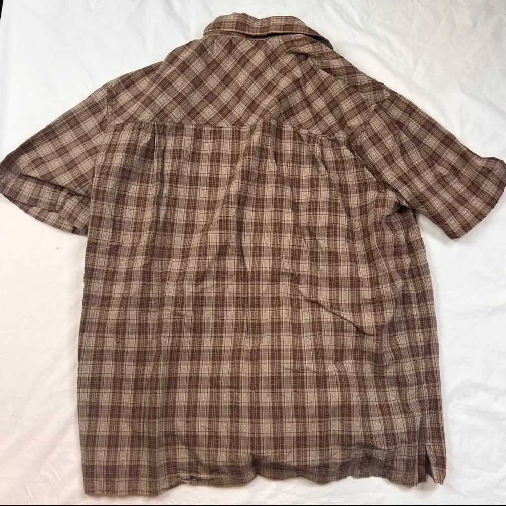 REI Striped Casual Shirt Men’s L Short Sleeve 7 Button Chest Pocket L030922 - Picture 2 of 4